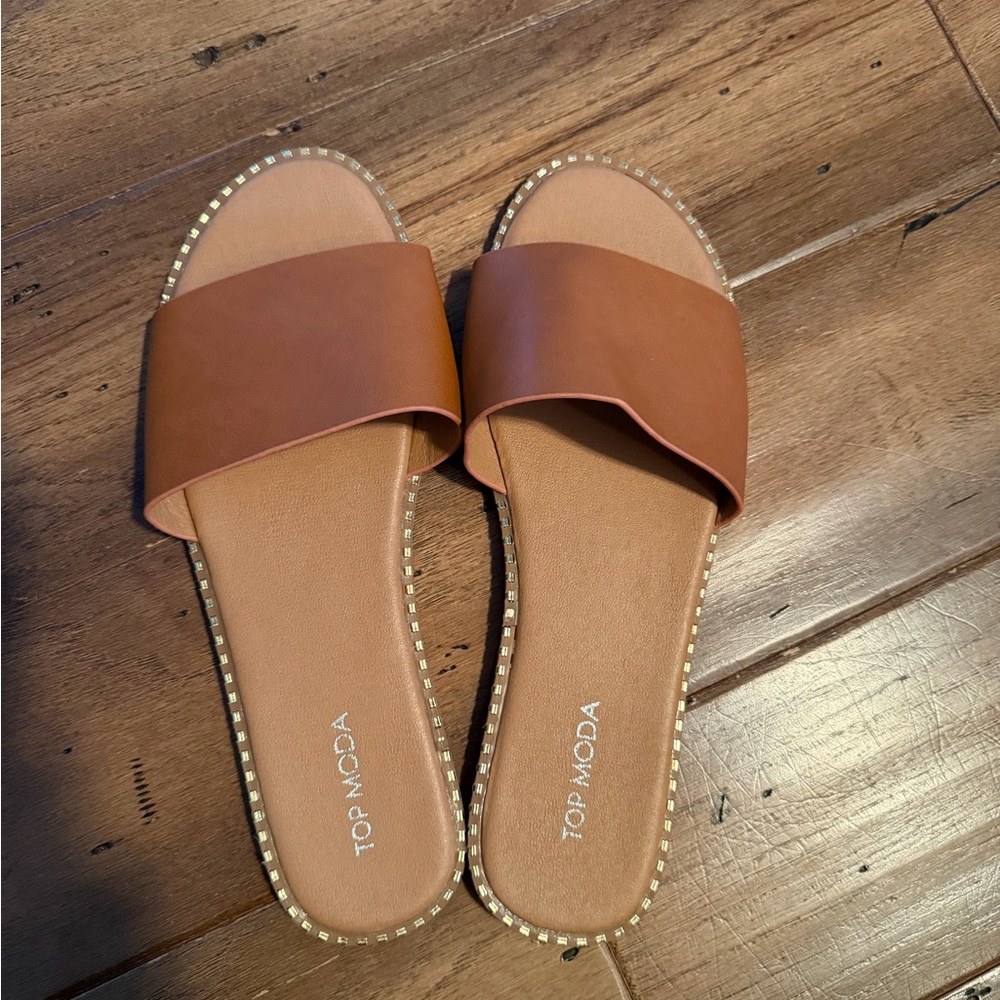 Top Moda Sandals- NWT
